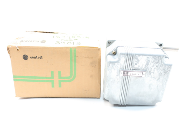GE R-TPD3 - High-Performance Industrial Control Module - Image 2